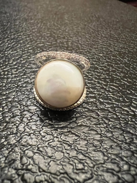 Mother of Pearl ring